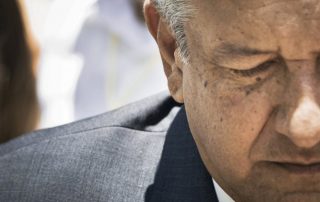 AMLO exige perdón a España