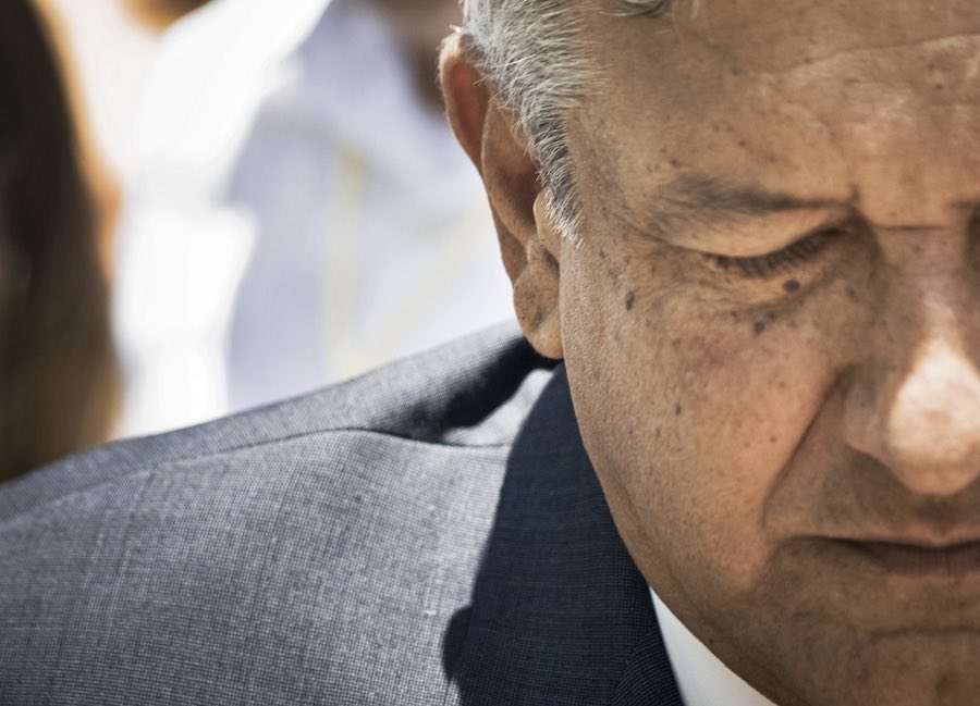 AMLO exige perdón a España