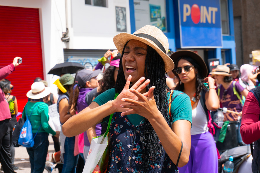 mujeres sordas feministas