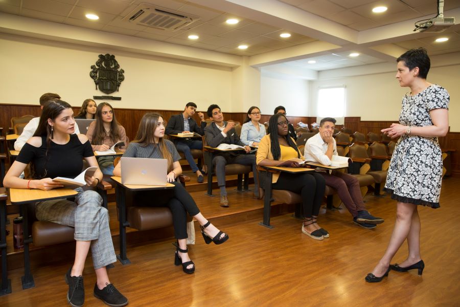 universidades a regresar a clases presenciales