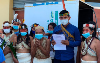 waorani presentan acción de protección