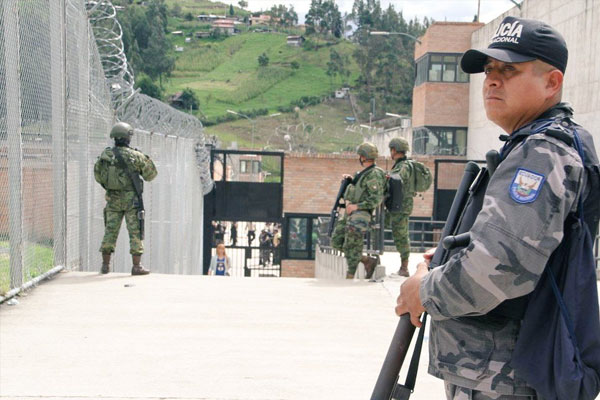 2 millones de dólares a La Roca