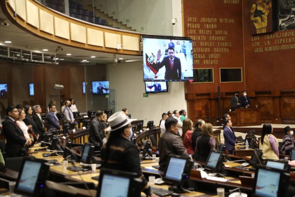 posesión de Raúl González en la Asamblea