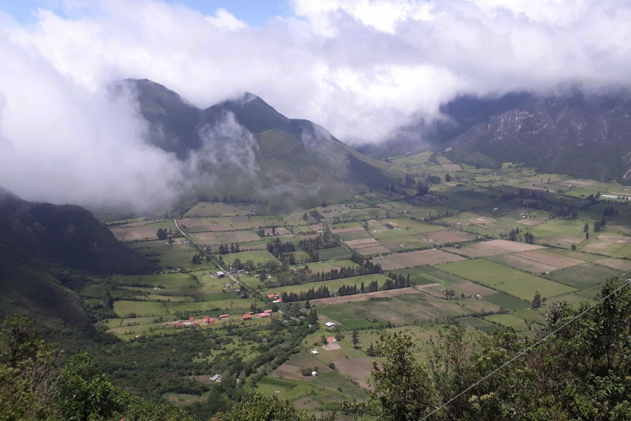 cráter volcán Pululahua
