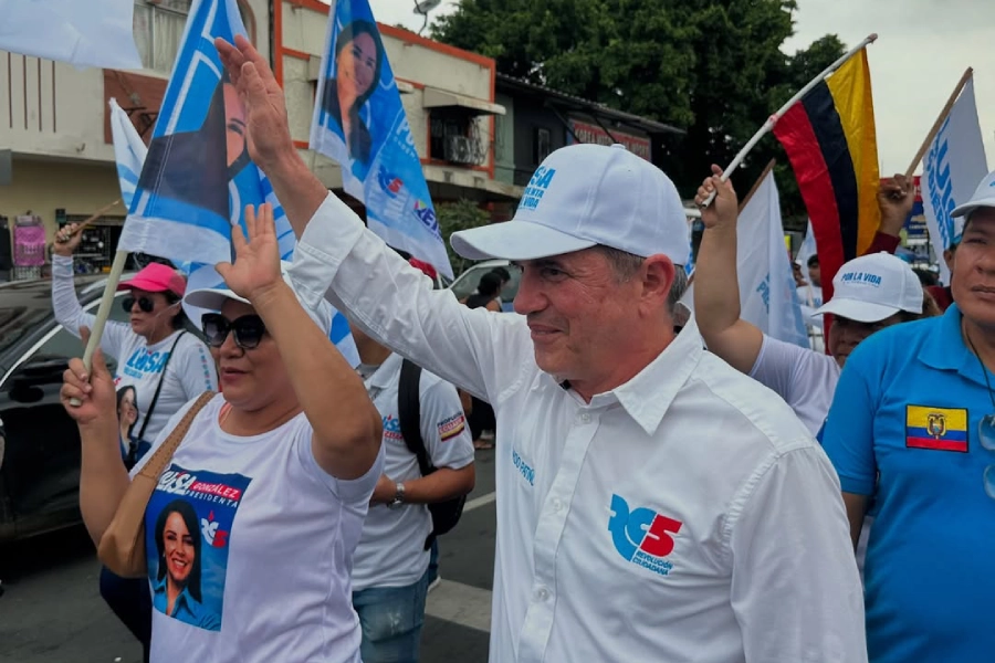Ricardo Patiño, RC